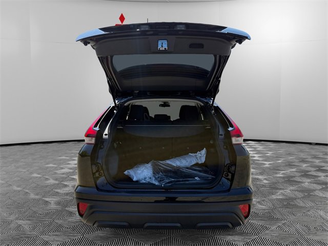 New 2026 Mitsubishi Eclipse Cross LE image 9