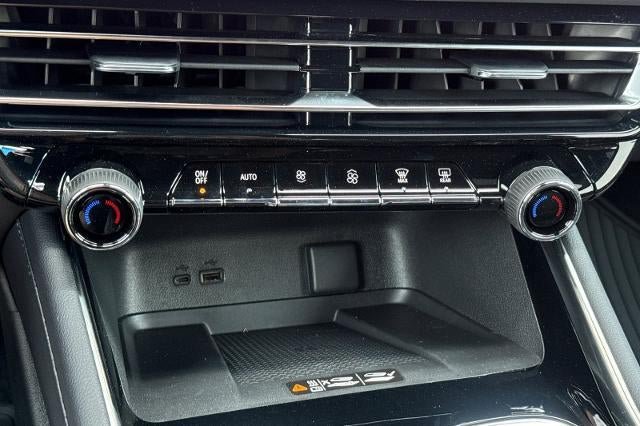 New 2026 Chevrolet Traverse LT w/ Enhanced Driving Package AWD/4WD image 25