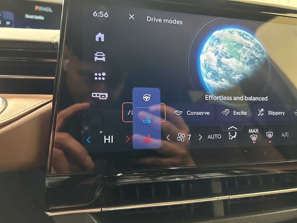 New 2026 Lincoln Nautilus Reserve image 21