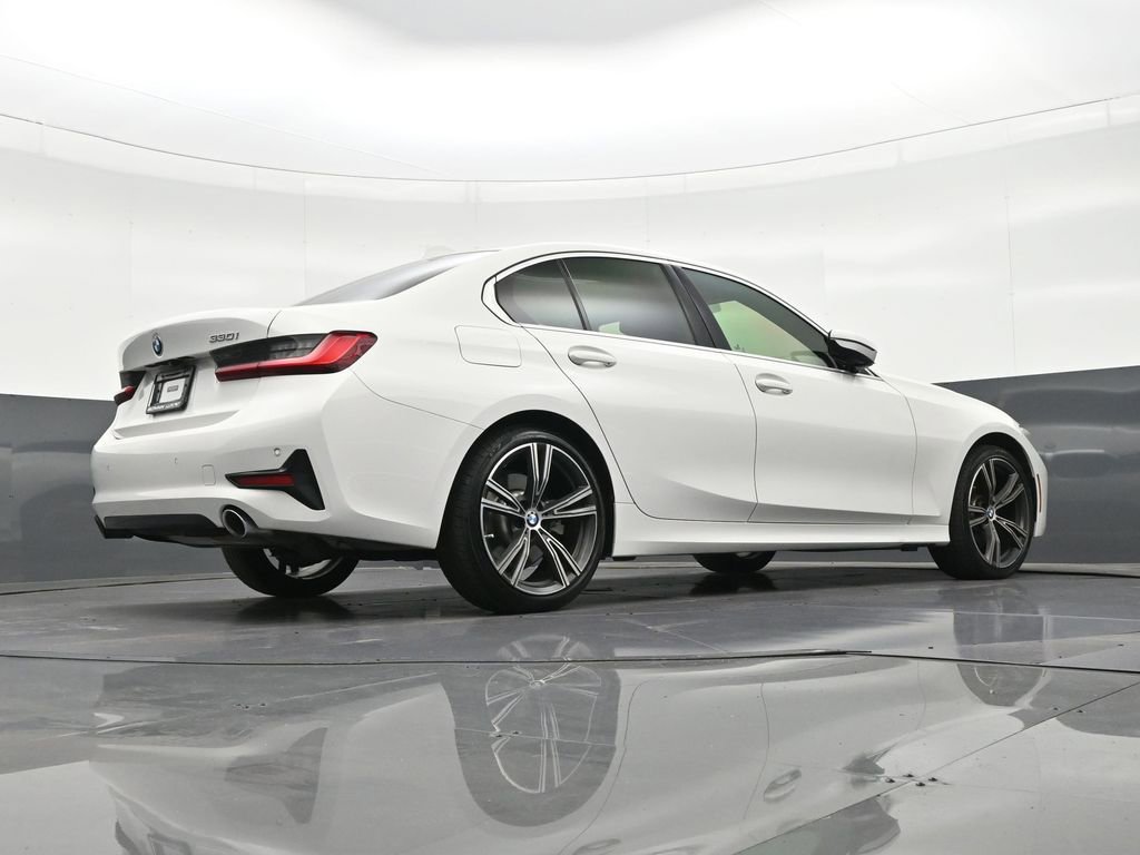 Used 2021 BMW 330i Sedan w/ Convenience Package image 27
