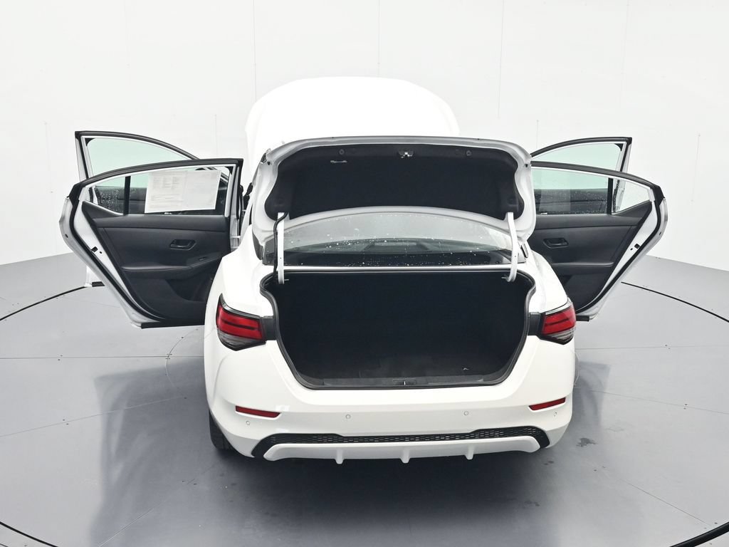 Used 2024 Nissan Sentra SV FWD image 44