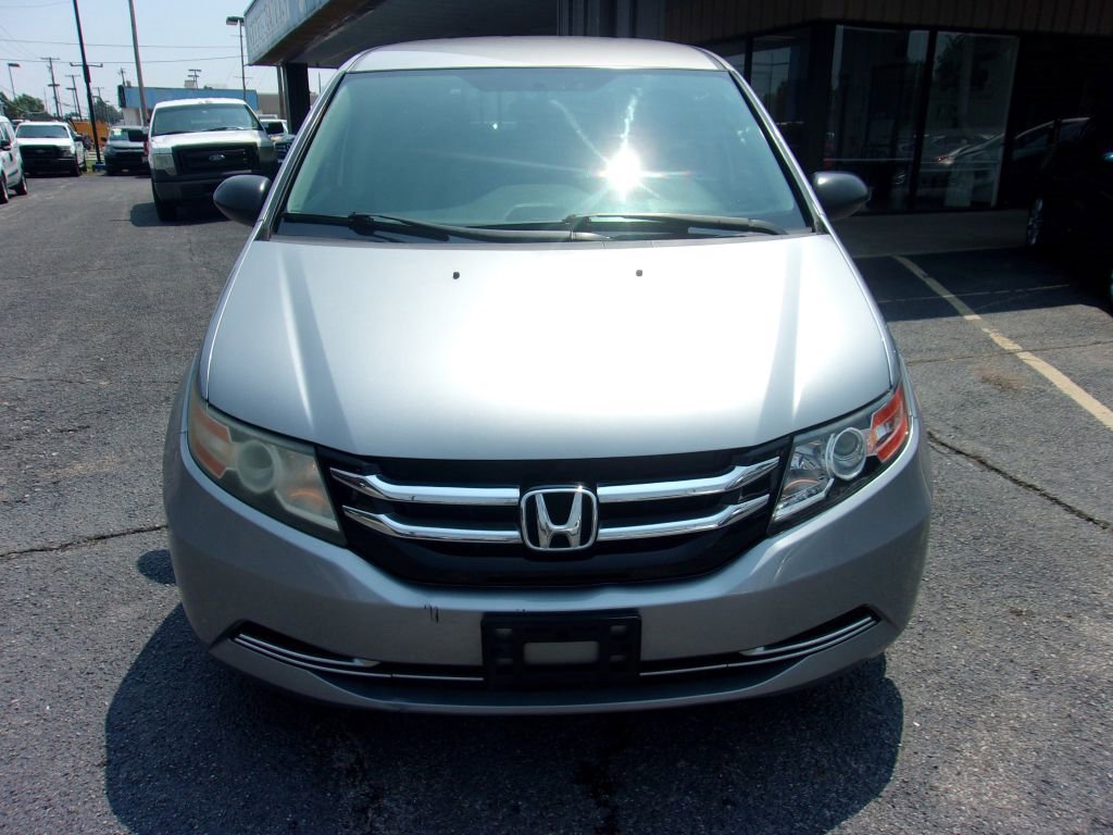 Used 2016 Honda Odyssey LX image 3