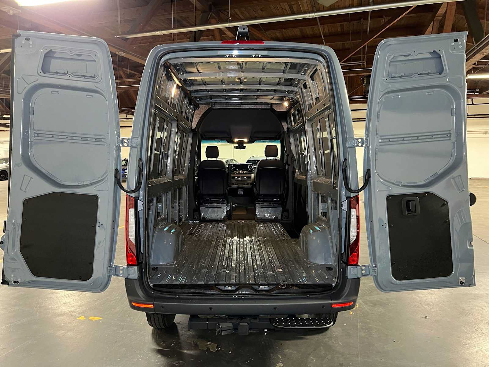 Used 2026 Mercedes-Benz Sprinter 2500 image 19