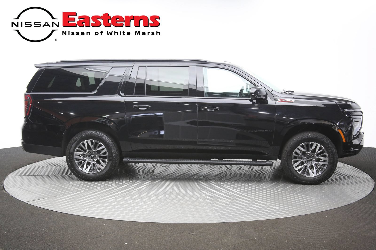 Used 2025 Chevrolet Suburban Z71 AWD/4WD image 49