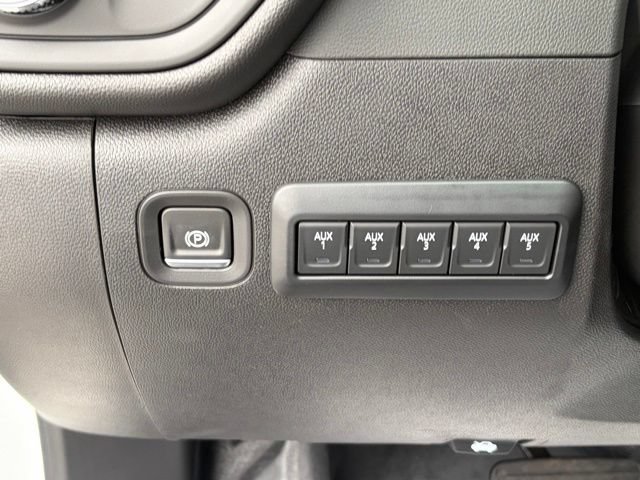 New 2025 GMC Sierra 3500 Pro w/ Convenience Package AWD/4WD image 20