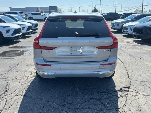 Used 2022 Volvo XC60 B5 Inscription w/ Climate Package image 6