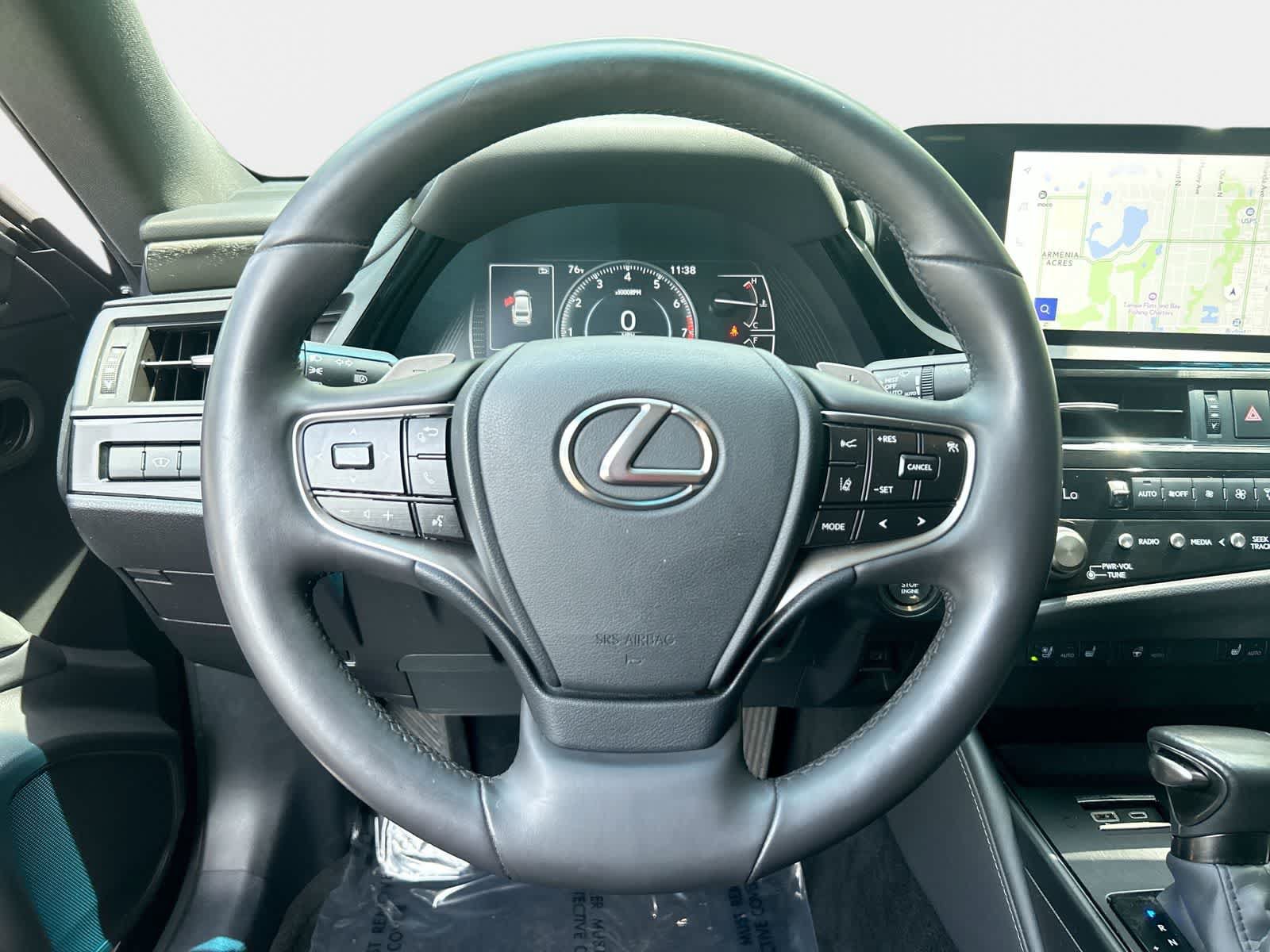 Used 2024 Lexus ES 350 w/ Premium Package FWD image 16