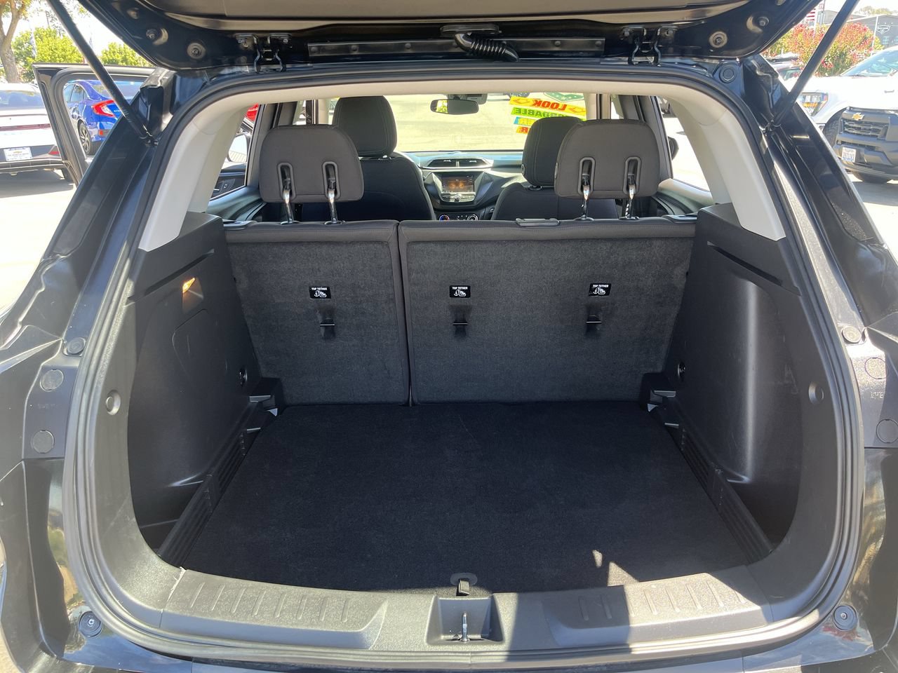 Used 2023 Chevrolet TrailBlazer LT FWD image 22