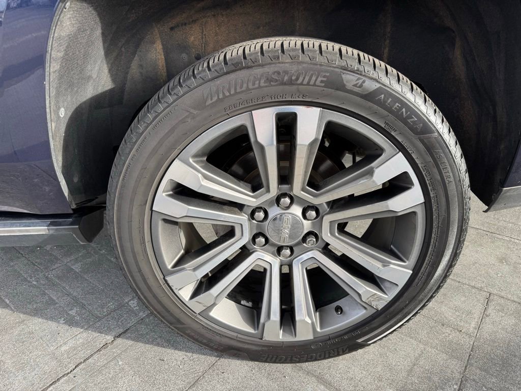 Used 2019 GMC Yukon Denali w/ Denali Ultimate Package image 4