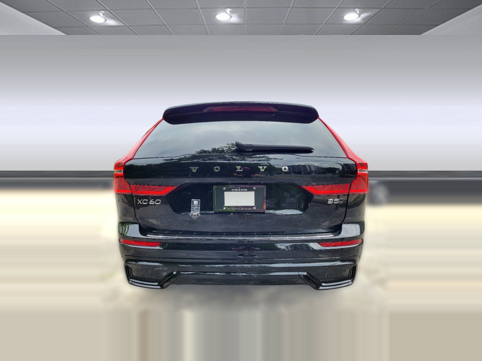 New 2024 Volvo XC60 B5 Ultimate w/ Protection Package Premier AWD/4WD image 9