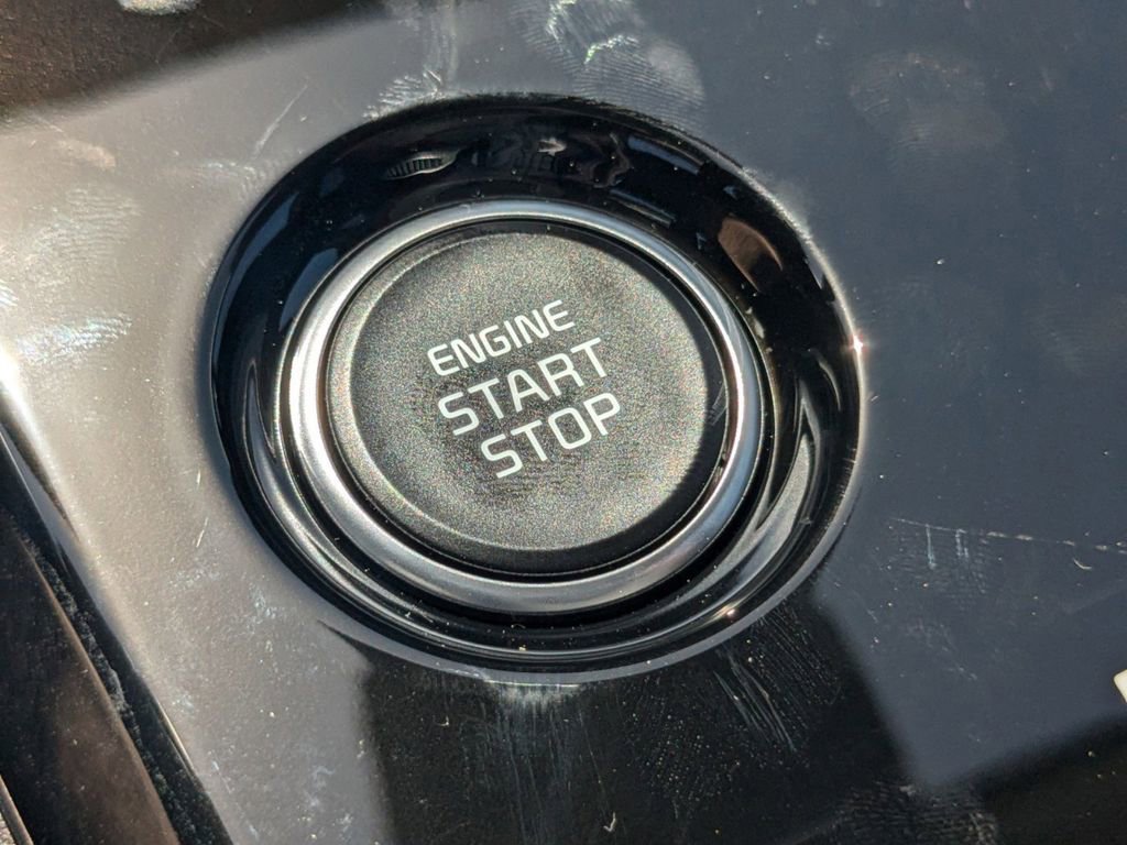 Used 2024 Kia Sportage SX Prestige image 31