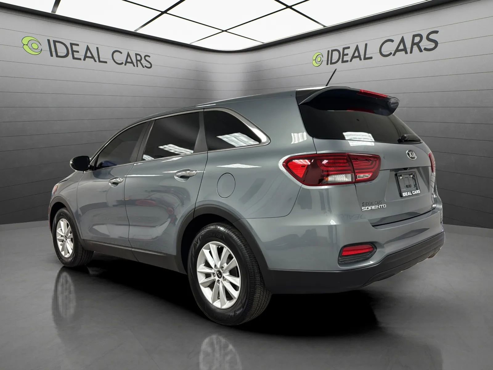 Used 2020 Kia Sorento L FWD image 7