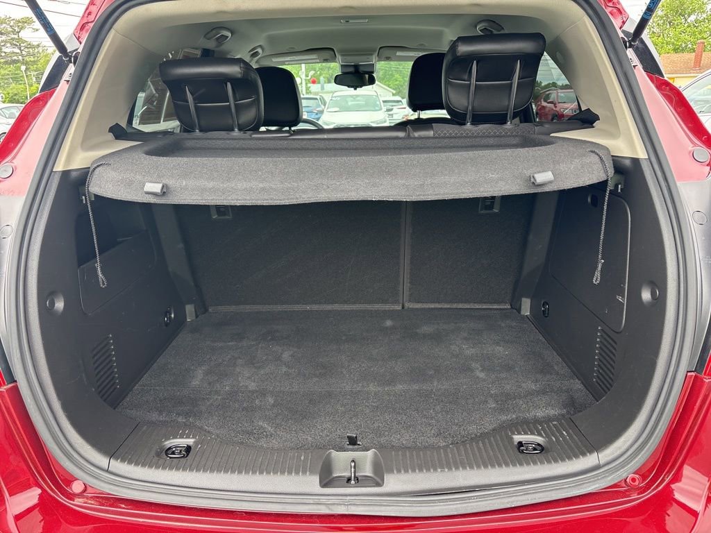 Used 2022 Buick Encore Preferred w/ Safety Package AWD/4WD image 31