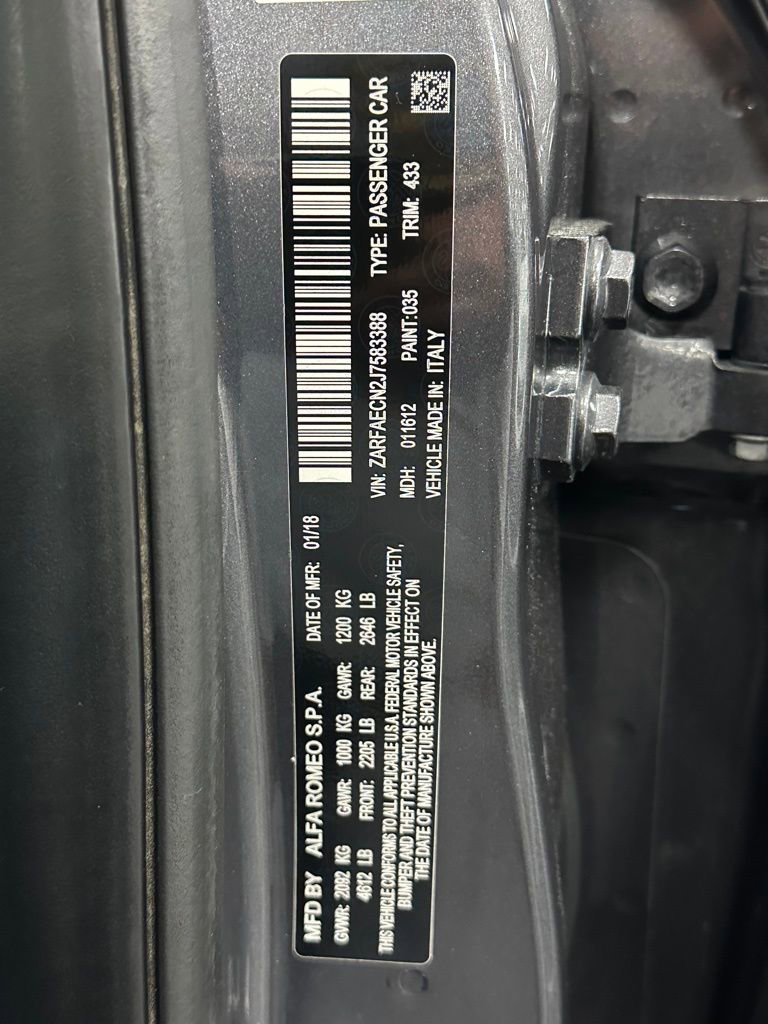 Used 2018 Alfa Romeo Giulia Ti w/ TI Leather Package image 33