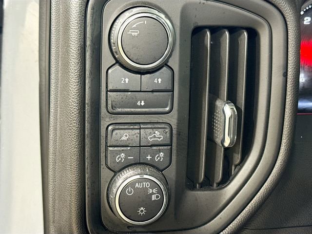Used 2024 Chevrolet Silverado 2500 Custom w/ Custom Value Package image 12