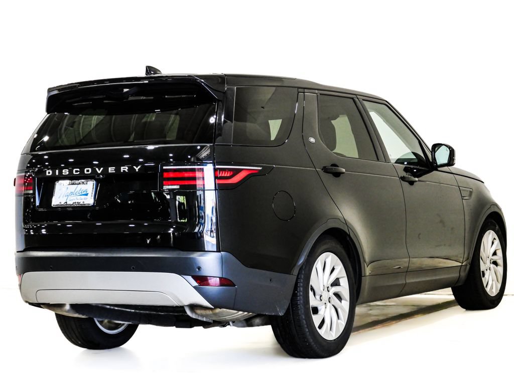 Used 2025 Land Rover Discovery S AWD/4WD image 7