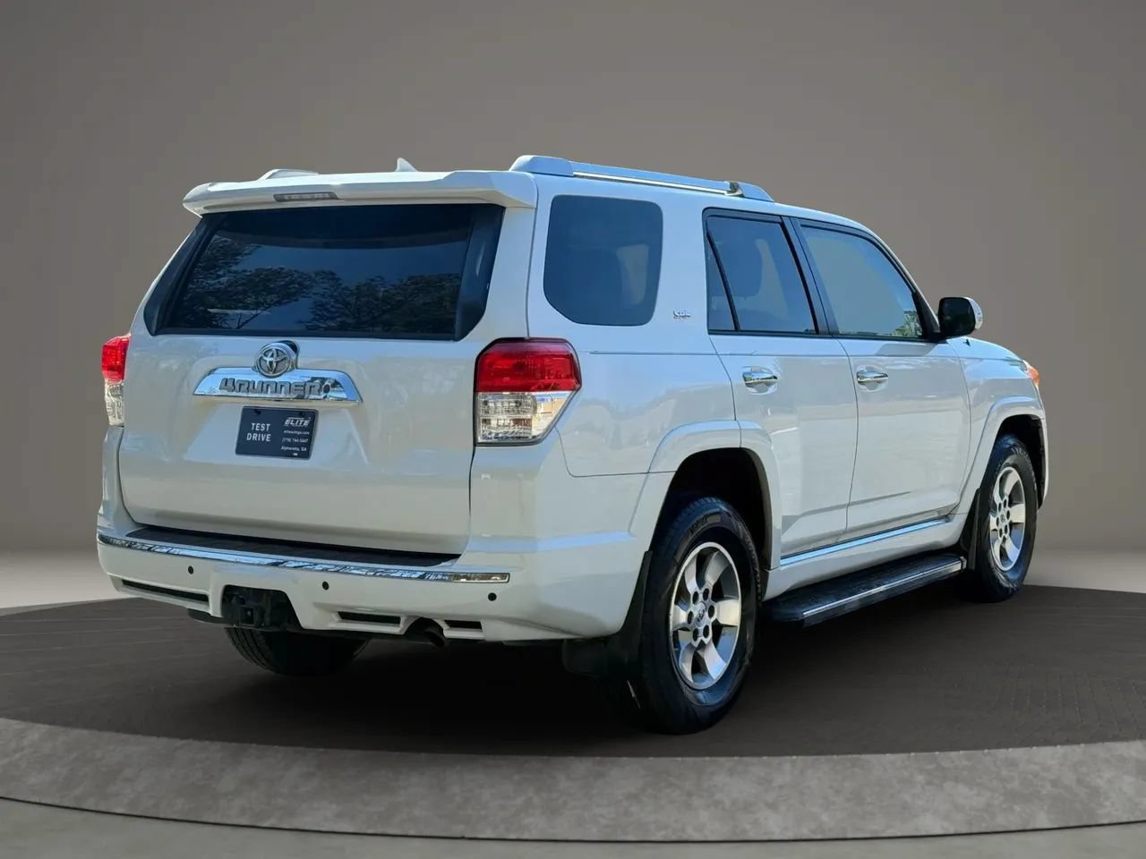 Used 2013 Toyota 4Runner SR5 w/ Convenience Pkg RWD image 4