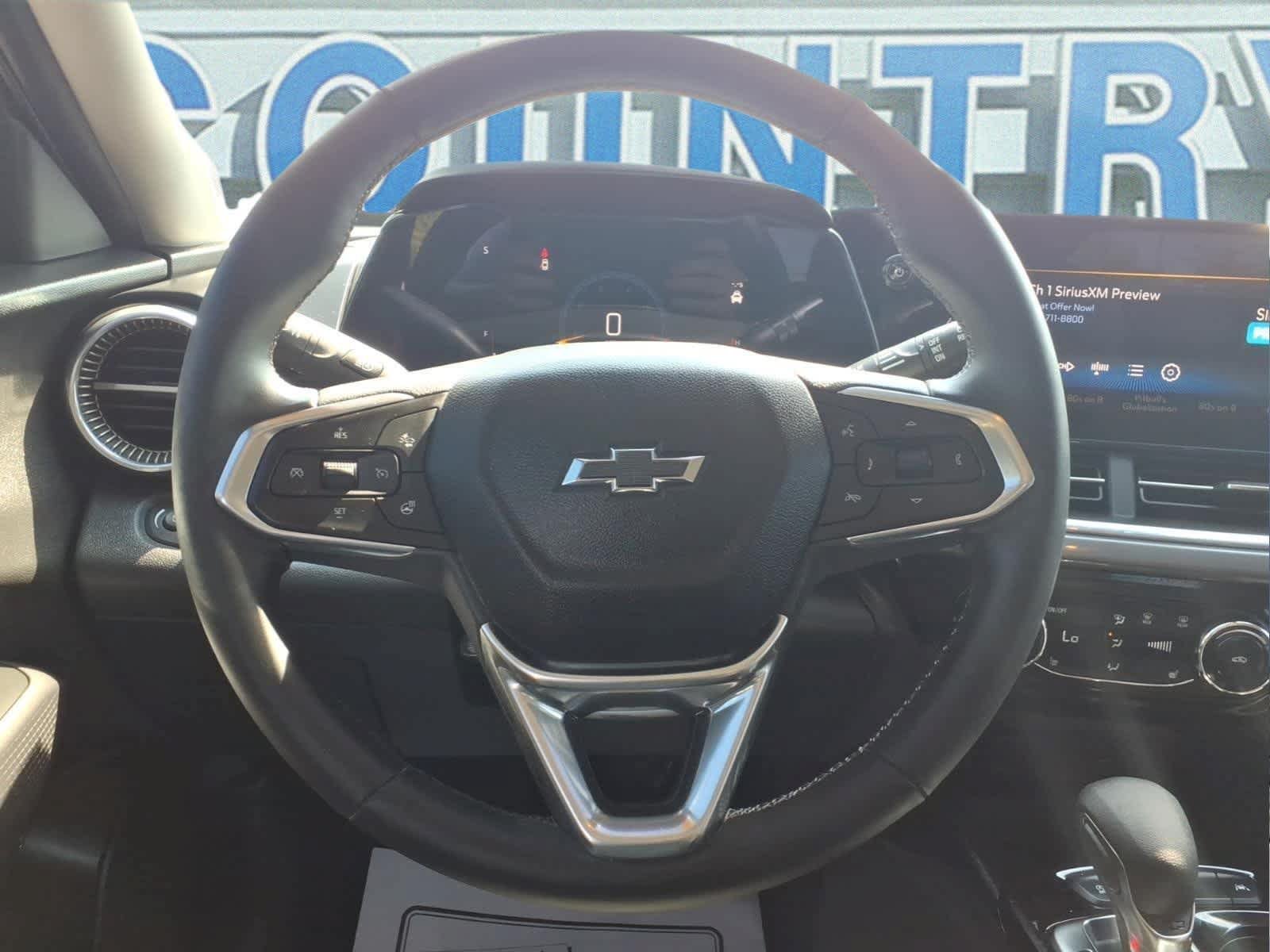 Used 2024 Chevrolet Trax ACTIV w/ Driver Confidence Package FWD image 15