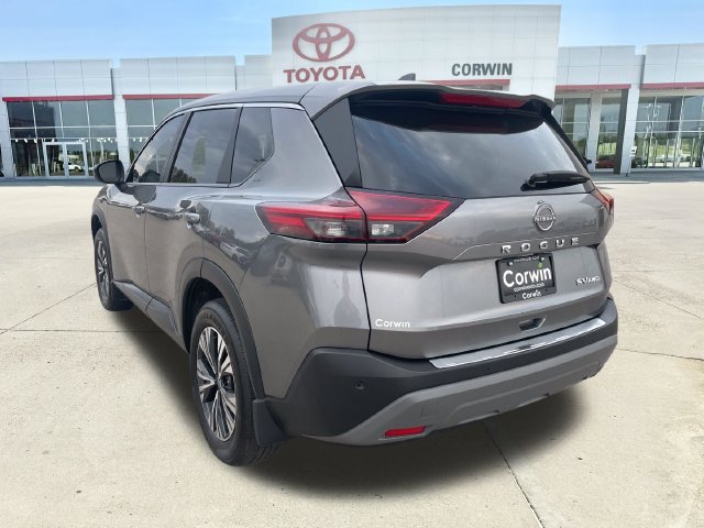 Used 2023 Nissan Rogue SV AWD/4WD image 3