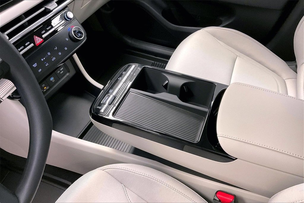 New 2026 Hyundai Tucson SEL image 8