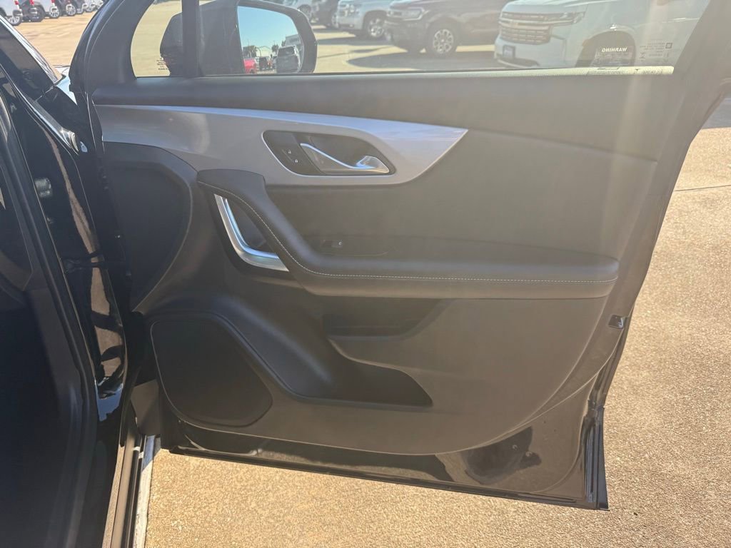 Used 2024 Chevrolet Blazer LT image 45