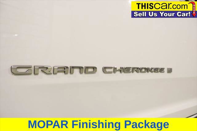 Used 2022 Jeep Grand Cherokee L Laredo w/ Luxury Tech Group I image 11