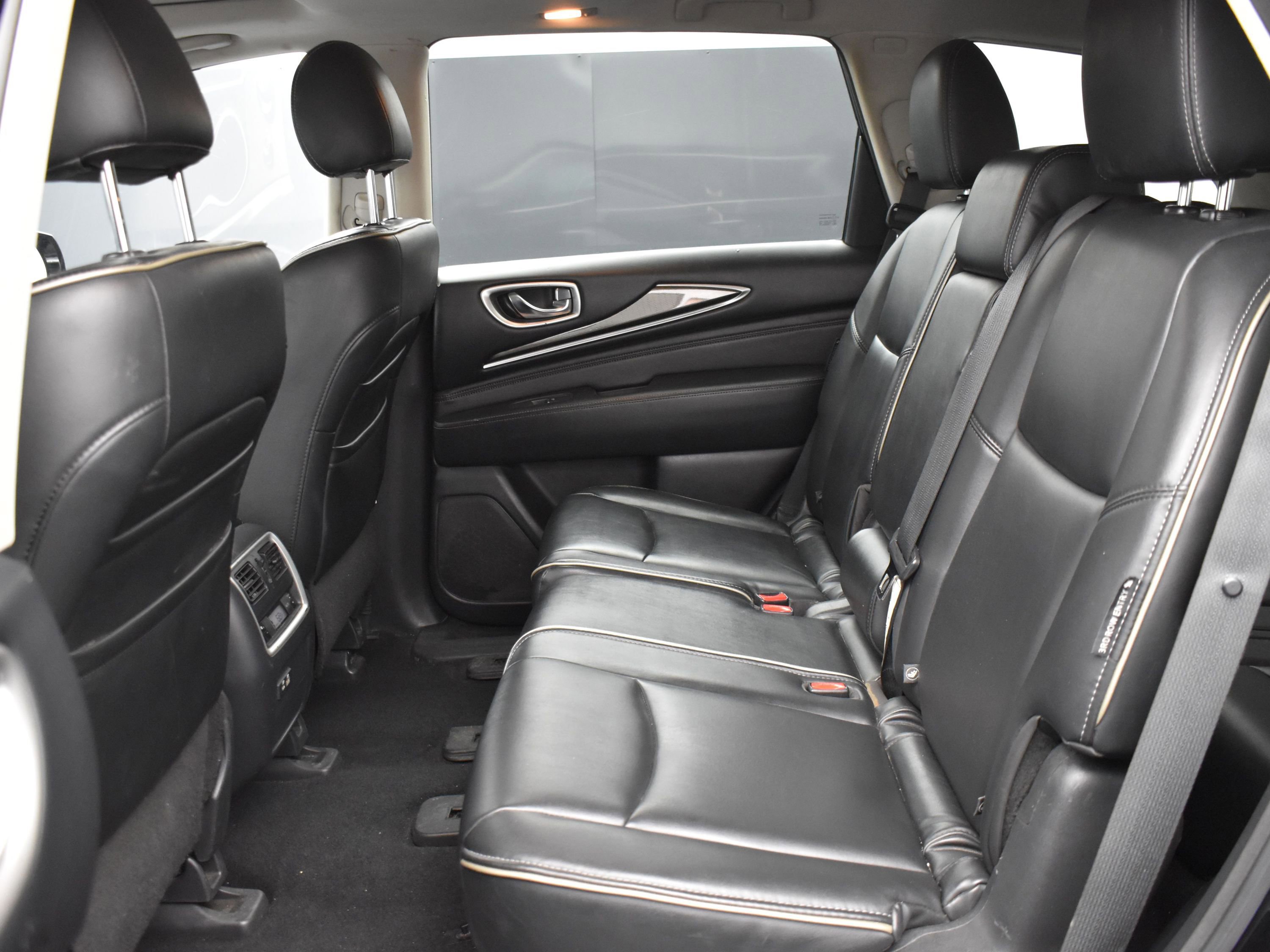 Used 2019 INFINITI QX60 Pure AWD/4WD image 10