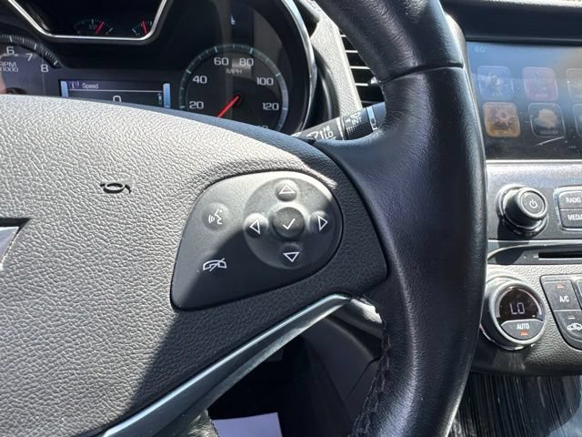 Used 2018 Chevrolet Impala Premier FWD image 19