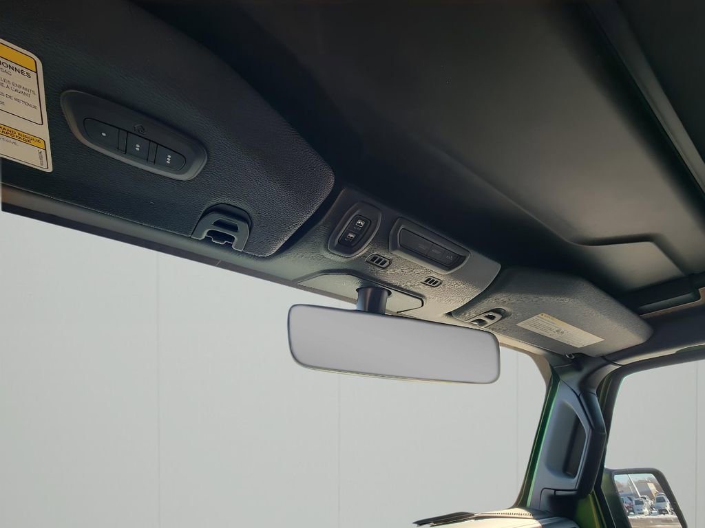 Used 2019 Jeep Wrangler Unlimited Sahara image 21