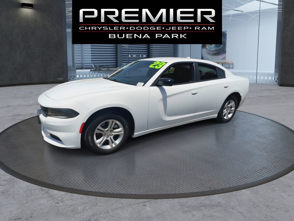 Used 2023 Dodge Charger SXT RWD image 4