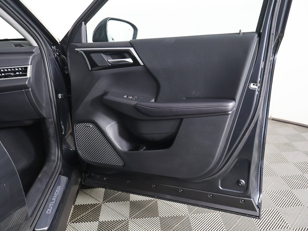 New 2026 Mitsubishi Outlander ES AWD/4WD image 23