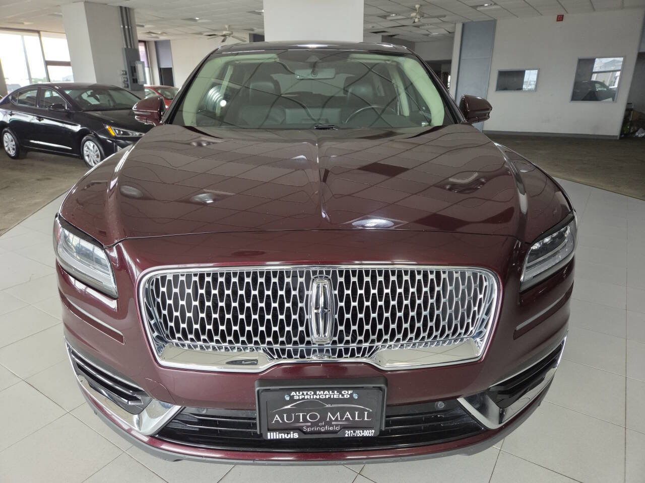 Used 2021 Lincoln Nautilus Reserve FWD image 2