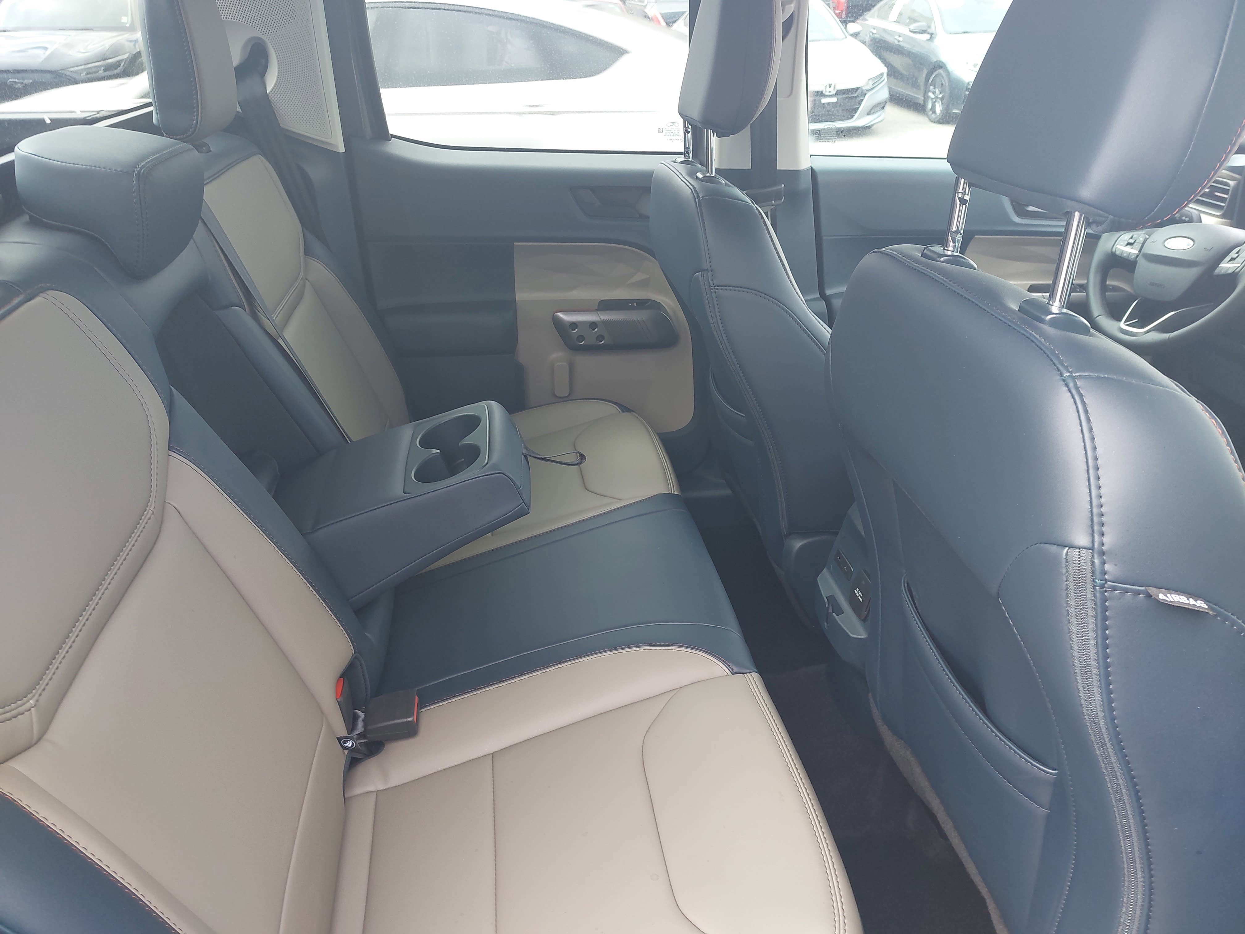 Used 2026 Ford Maverick Lariat w/ 4K Tow Package AWD/4WD image 13