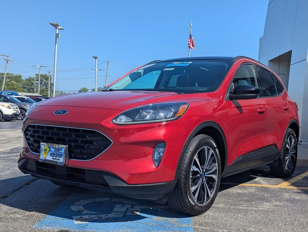 Used 2022 Ford Escape SEL w/ SEL Stealth AWD Package image 7