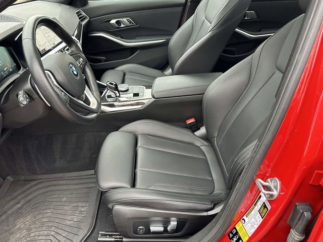 Used 2022 BMW 330i xDrive Sedan w/ Driving Assistance Package image 25