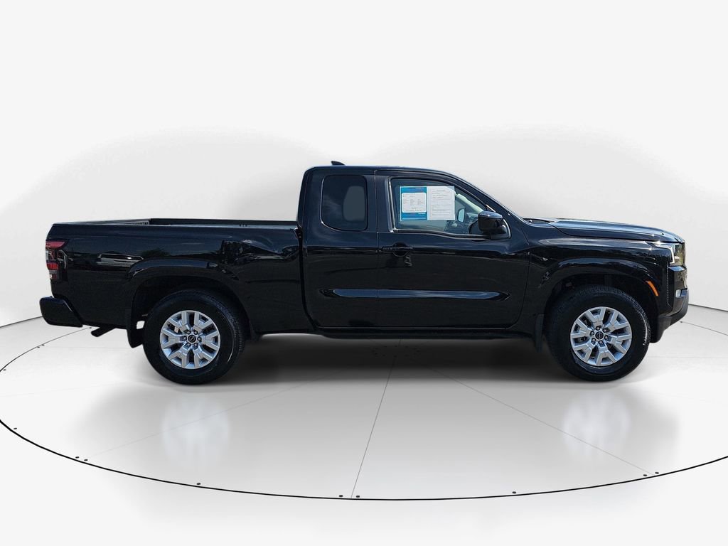 Used 2024 Nissan Frontier SV w/ SV Convenience Package image 4