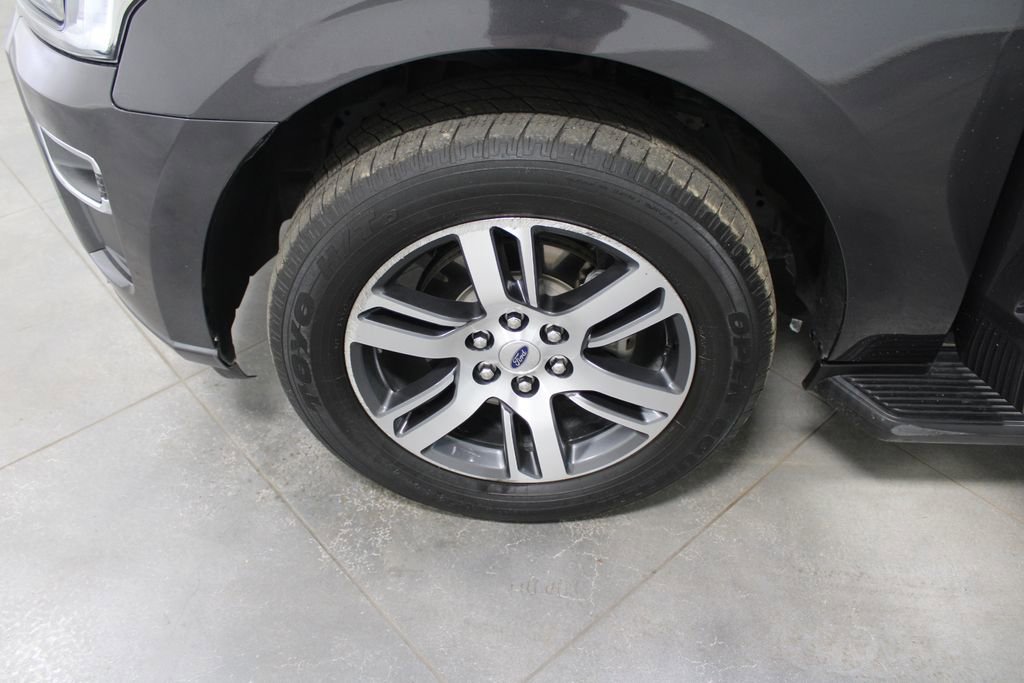 Used 2024 Ford Expedition Limited image 61