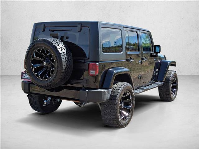 Used 2018 Jeep Wrangler Unlimited Sahara w/ Max Tow Package AWD/4WD image 5