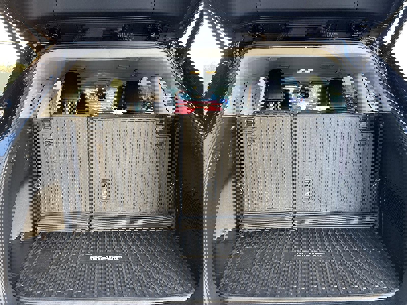 Certified 2023 Toyota Highlander XLE image 27