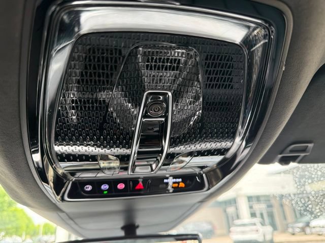 Used 2025 Cadillac Escalade IQ Luxury 2 w/ LPO, Premium Carpet Package AWD/4WD image 28