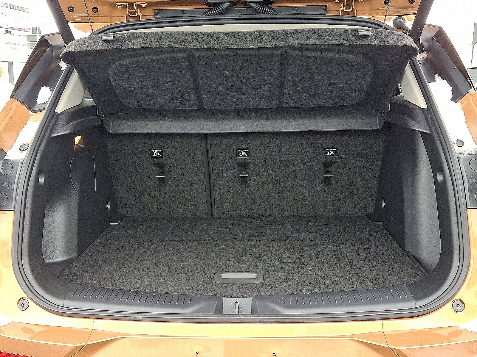 Certified 2025 Buick Encore GX Avenir w/ Avenir Technology Package image 30