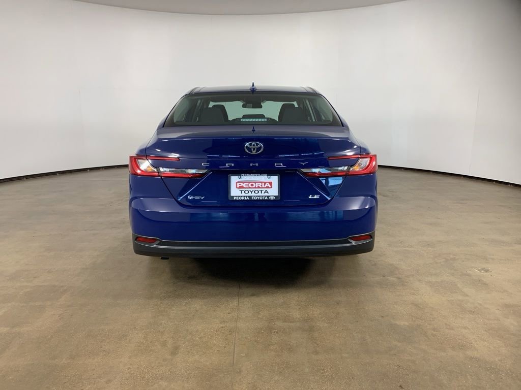 Used 2025 Toyota Camry LE image 10