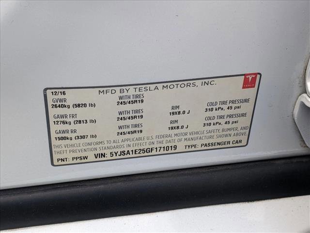 Used 2016 Tesla Model S 90D image 25