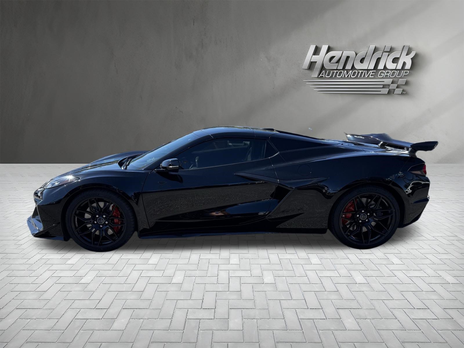 Used 2024 Chevrolet Corvette Z06 w/ Stealth Interior Trim Package RWD image 8