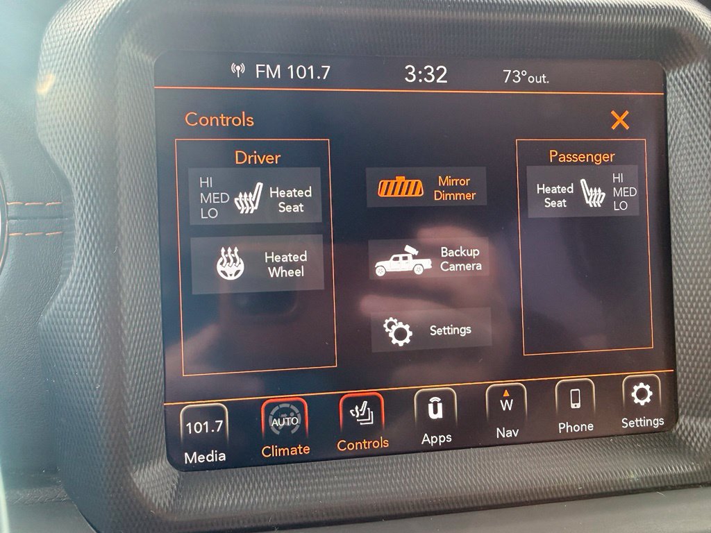 Used 2021 Jeep Gladiator Overland AWD/4WD image 7