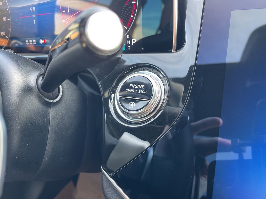 New 2026 Mercedes-Benz E 350 4MATIC Sedan image 10