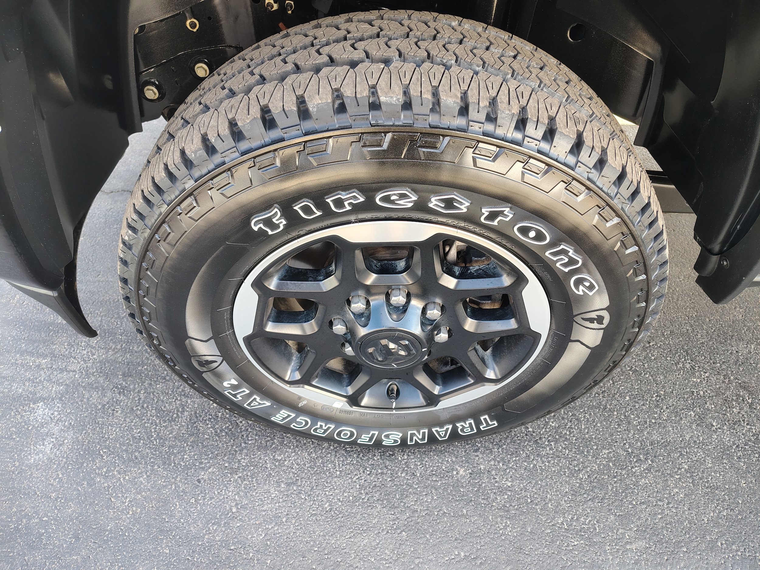 Certified 2026 RAM 2500 Laramie AWD/4WD image 8