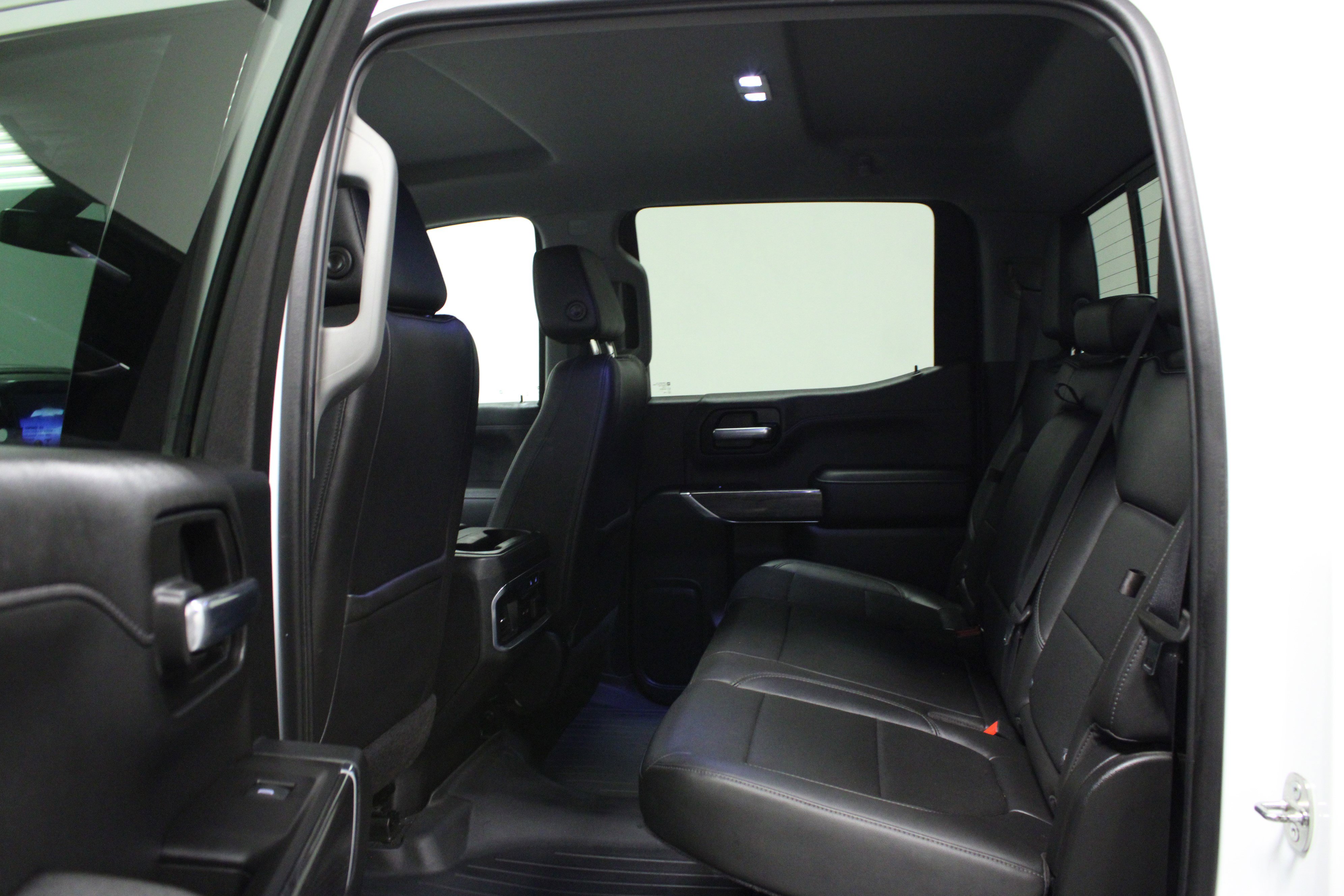 Used 2020 Chevrolet Silverado 1500 LTZ w/ LTZ Convenience Package image 13