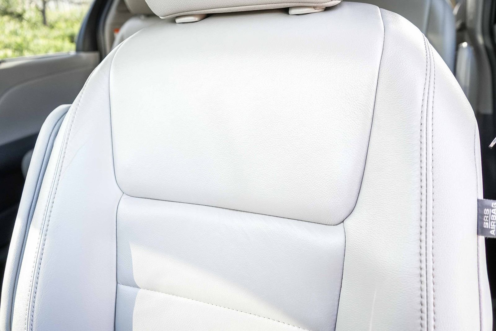 Certified 2019 Toyota Sienna XLE image 30