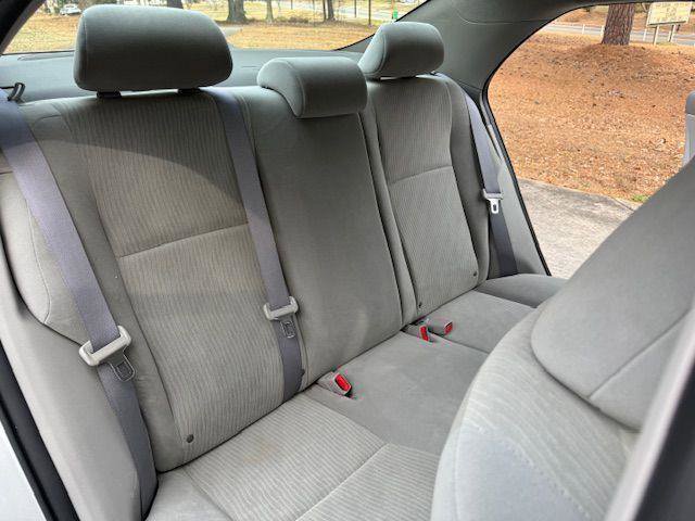 Used 2010 Toyota Corolla image 33